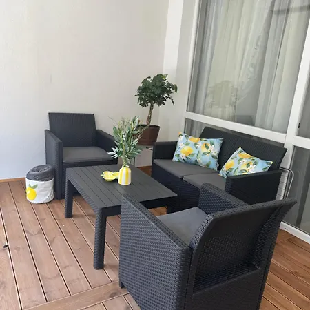 La Terrassa 7 布尔加斯